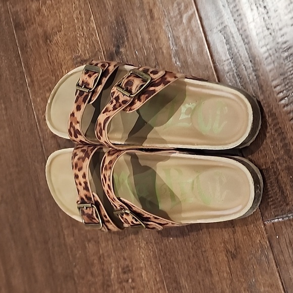 Sandals from Target - Picture 3 of 4